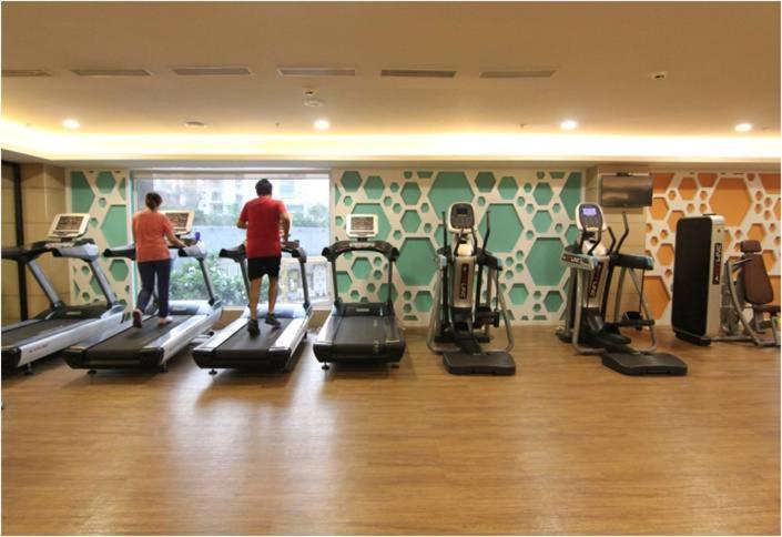 V Retreat Gurgaon Hotel Kültér fotó