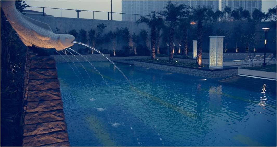 V Retreat Gurgaon Hotel Kültér fotó